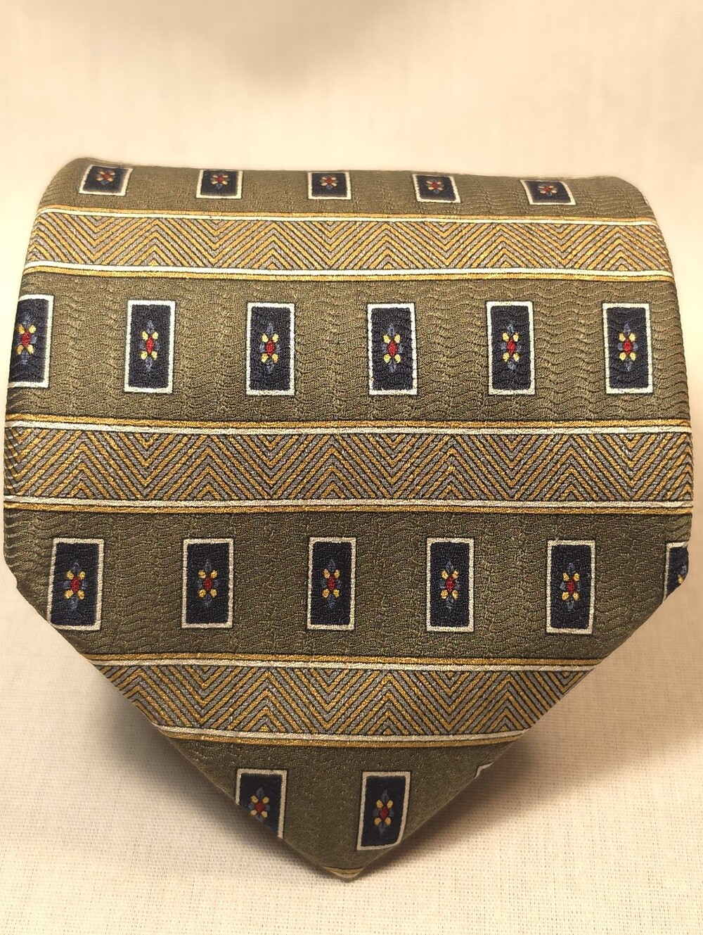 Geoffrey Beene Olive Green Geometric Medallion Tie